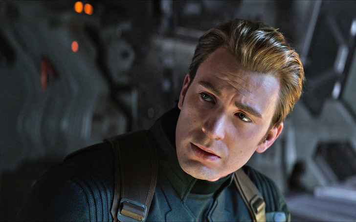 Chris Evans is Assembling the Original 'Avengers' for Charity Hangout